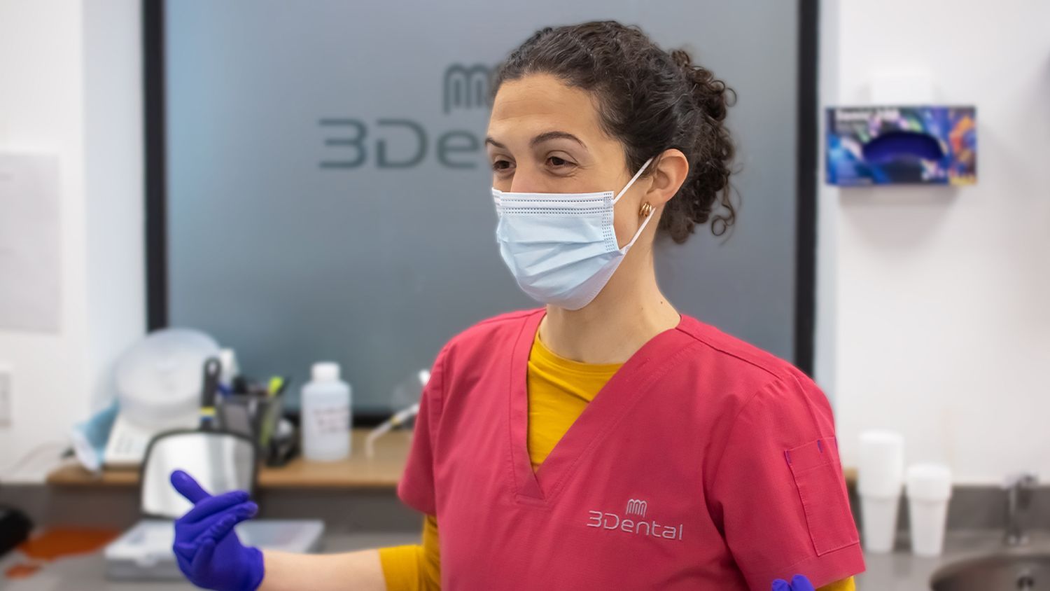Composite Bonding & Veneers Explained by Dr. Vanesa Miniello - 3Dental